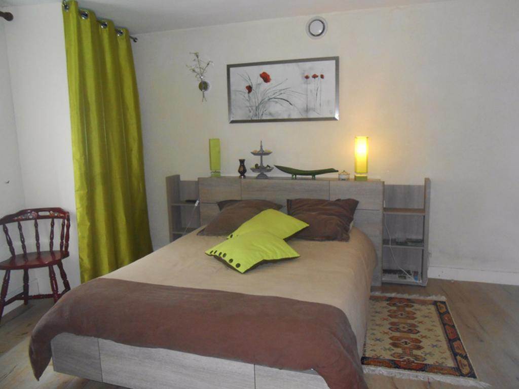 Les Locations Du Puits Bed & Breakfast Рошфор-ан-Тер Стая снимка